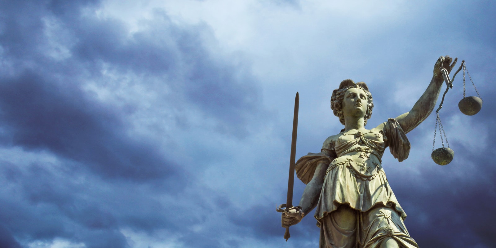 Все ваши юридические вопросы решит компания